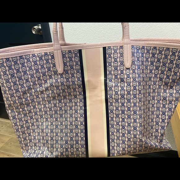 Tory Burch - Picture 6 of 7